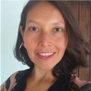 Profesora de inglés imparte clases de inglés para todas las edades